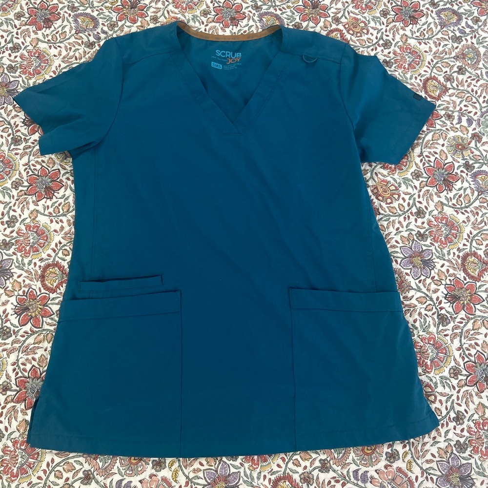 Scrub Top